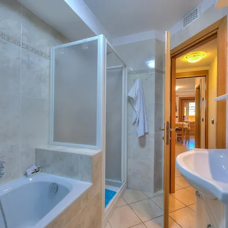 Apartment Sciachilo In-ski Out Mt 10 - Happy Livigno